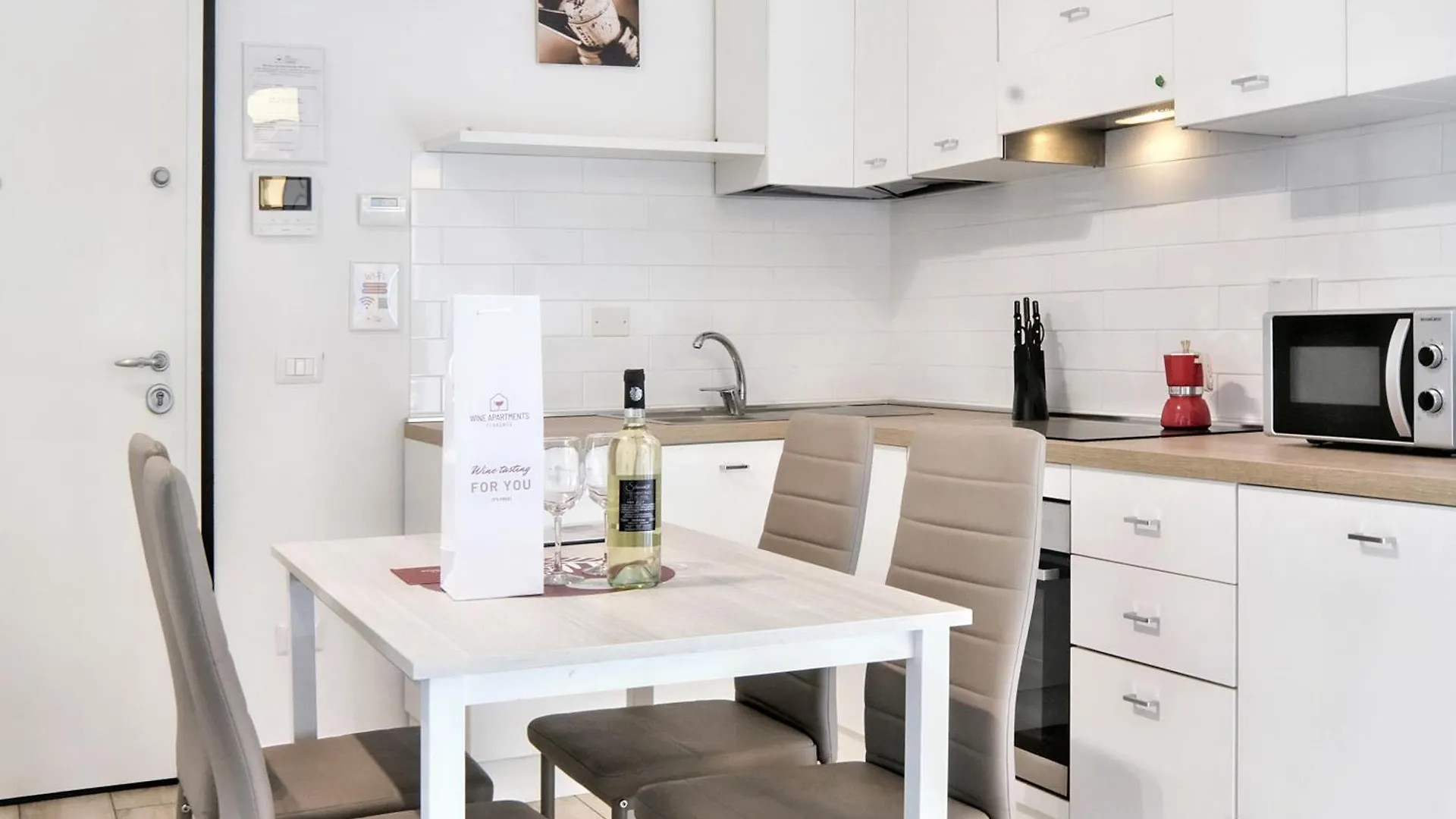 Wine Apartments Florence Bardolino