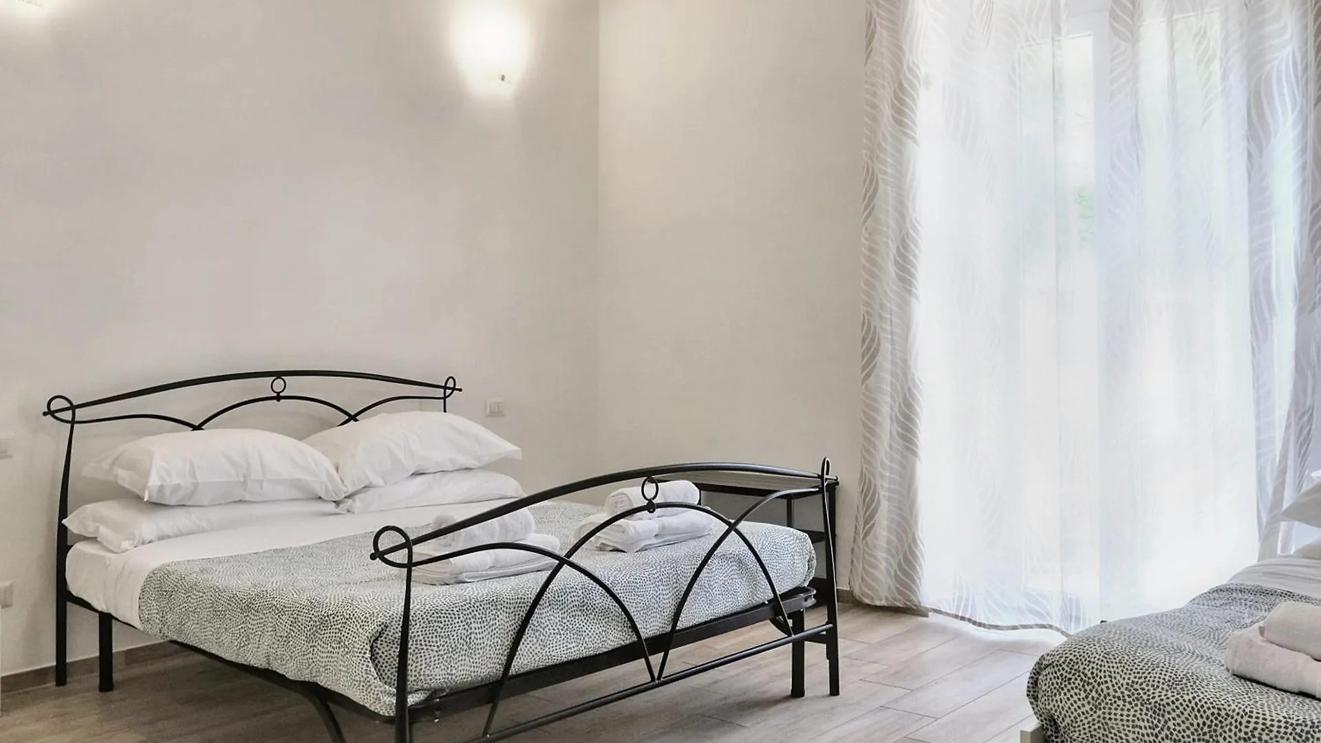 Wine Apartments Florence Bardolino