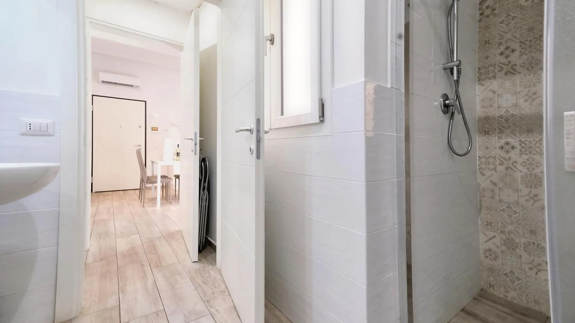Wine Apartments Florence Bardolino