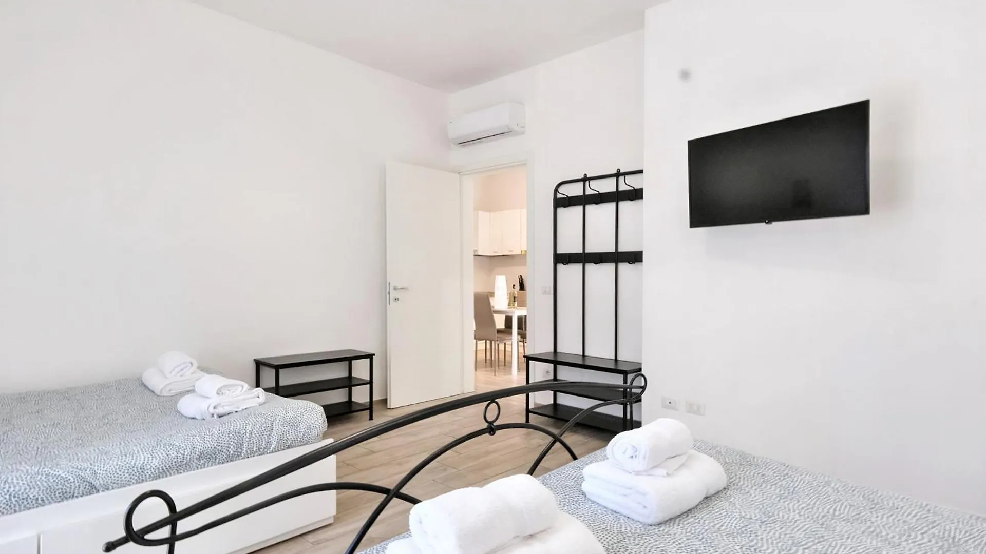 Wine Apartments Florence Bardolino