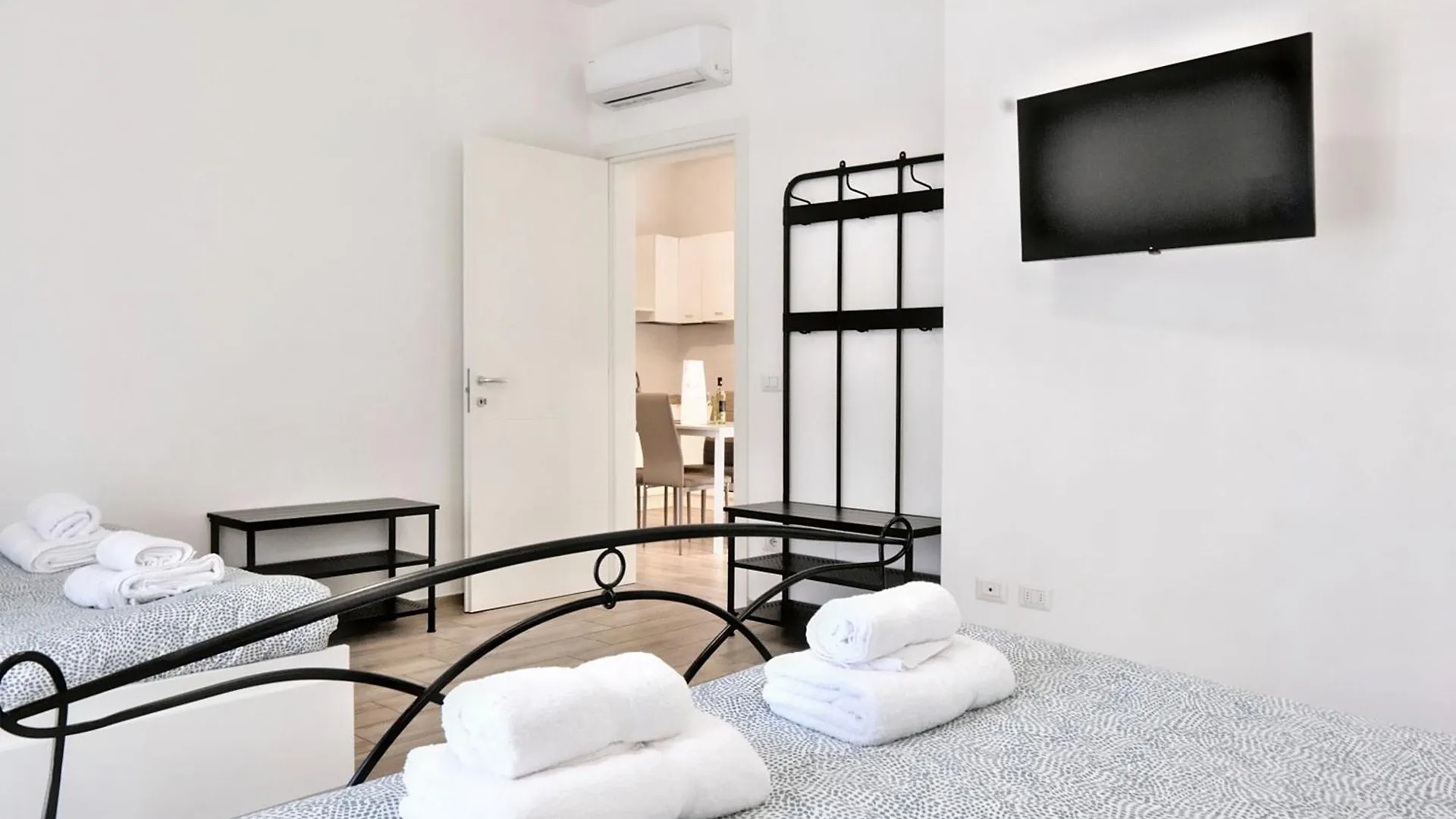 Wine Apartments Florence Bardolino